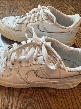Kids Nike Air Force one White Casual Sneakers - Classic Low-Top